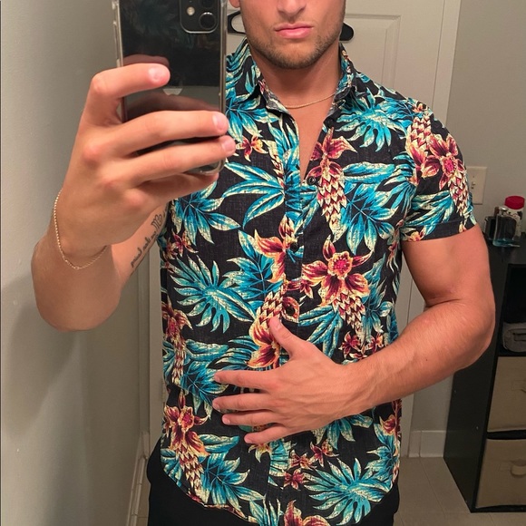 Fun Tropical Mens Button Down - Picture 3 of 4
